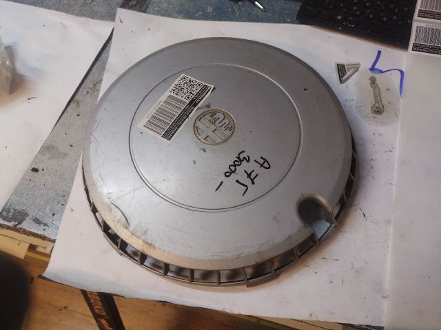 bontott ALFA ROMEO 75 Dísztárcsa (1 db)