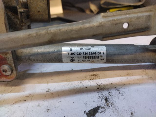 bontott ALFA ROMEO BRERA Első Ablaktörlő Szerkezet Motorral