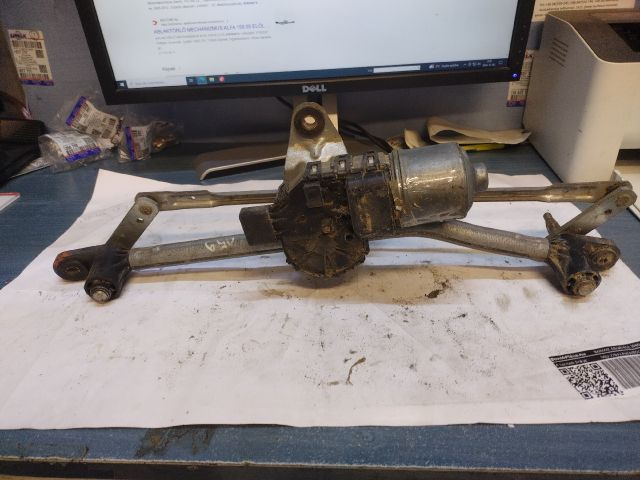 bontott ALFA ROMEO BRERA Első Ablaktörlő Szerkezet Motorral