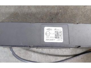 bontott ALFA ROMEO GIULIA Antenna Erősítő