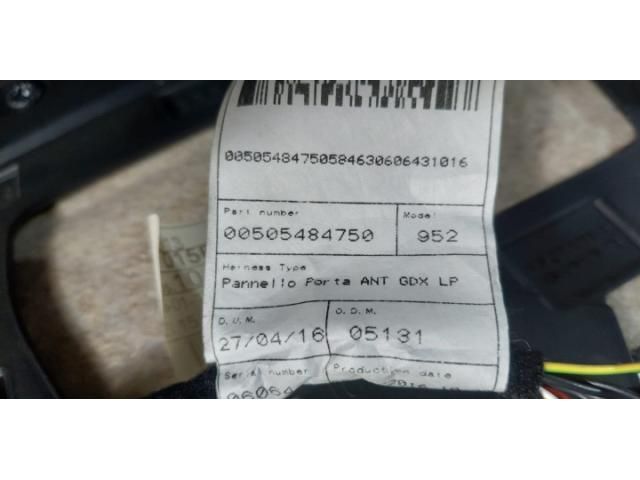 bontott ALFA ROMEO GIULIA Bal első Ajtó Kárpit