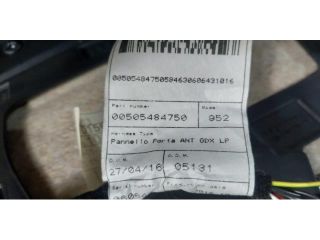 bontott ALFA ROMEO GIULIA Bal első Ajtó Kárpit