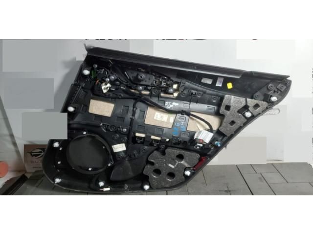 bontott ALFA ROMEO GIULIA Bal hátsó Ajtó Kárpit