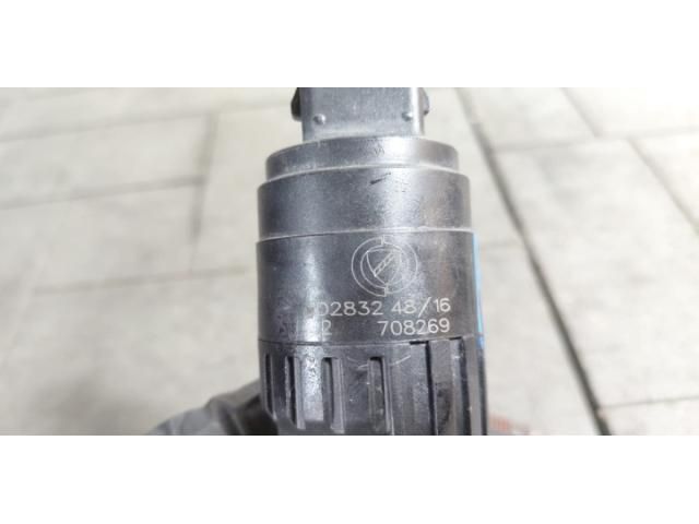 bontott ALFA ROMEO GIULIA Első Ablakmosó Szivattyú