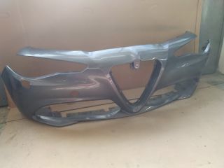 bontott ALFA ROMEO GIULIA Első Lökhárító (Üresen)