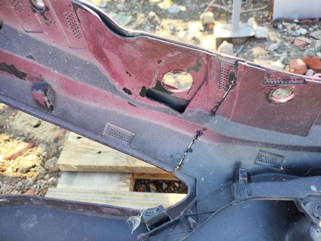 bontott ALFA ROMEO GIULIA Első Lökhárító (Üresen)