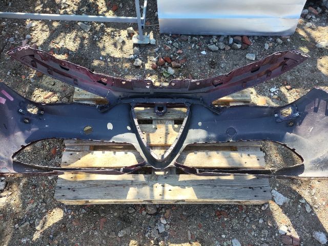 bontott ALFA ROMEO GIULIA Első Lökhárító (Üresen)