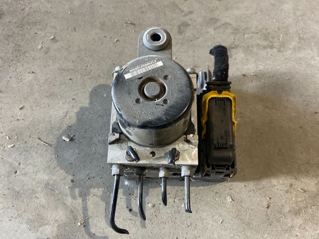 bontott ALFA ROMEO GIULIETTA ABS Kocka