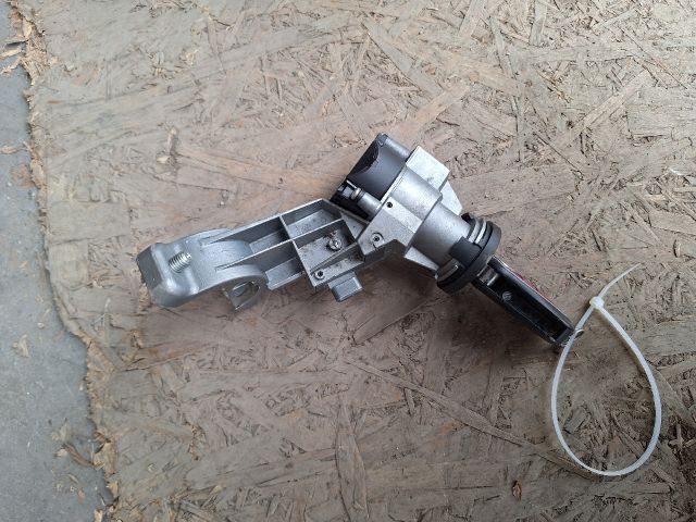 bontott ALFA ROMEO GIULIETTA Gyújtáskapcsoló