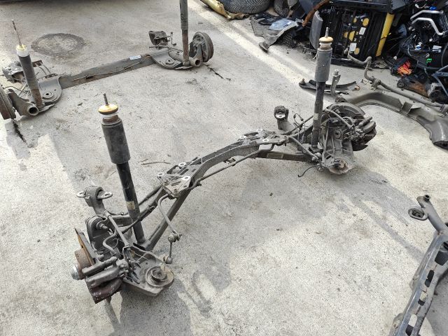 bontott ALFA ROMEO GIULIETTA Hátsó Híd (Tárcsafékes)