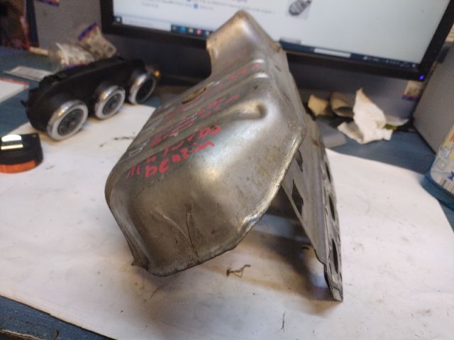 bontott ALFA ROMEO GIULIETTA Katalizátor Hővédő Lemez