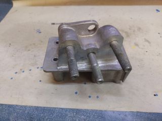 bontott ALFA ROMEO GIULIETTA Motor Tartó Bak (Fém)