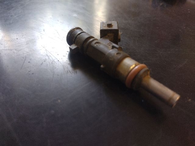 bontott ALFA ROMEO GIULIETTA Porlasztó (1 db)