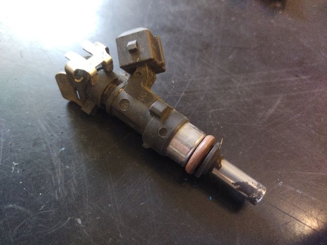 bontott ALFA ROMEO GIULIETTA Porlasztó (1 db)