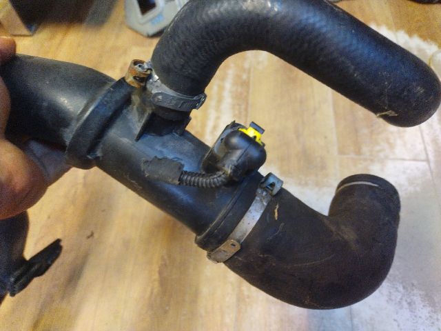 bontott ALFA ROMEO GIULIETTA Turbócső