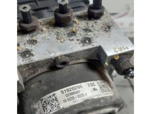 bontott ALFA ROMEO GIULIETTA ABS Kocka