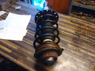 bontott ALFA ROMEO GIULIETTA Bal első Gólyaláb (Lengécsillapító, Rugó)