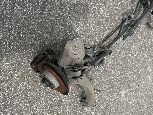 bontott ALFA ROMEO GIULIETTA Hátsó Híd (Tárcsafékes)