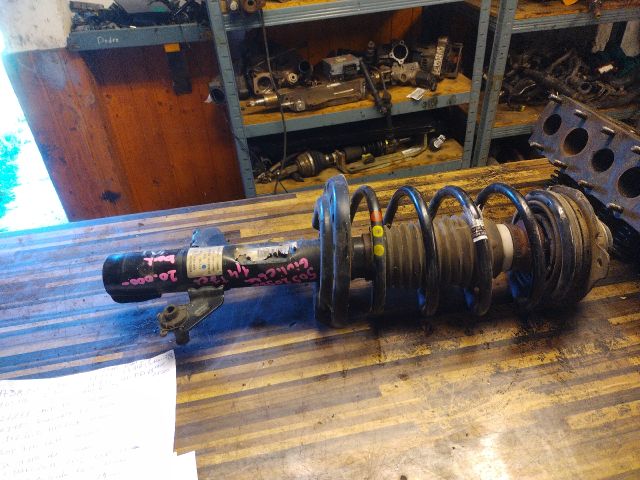 bontott ALFA ROMEO GIULIETTA Jobb első Gólyaláb (Lengécsillapító, Rugó)