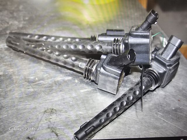 bontott ALFA ROMEO GIULIETTA Porlasztó Sor / Híd