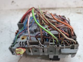 bontott ALFA ROMEO GIULIETTA Biztosítéktábla Motortér