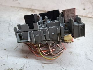 bontott ALFA ROMEO GIULIETTA Biztosítéktábla Motortér