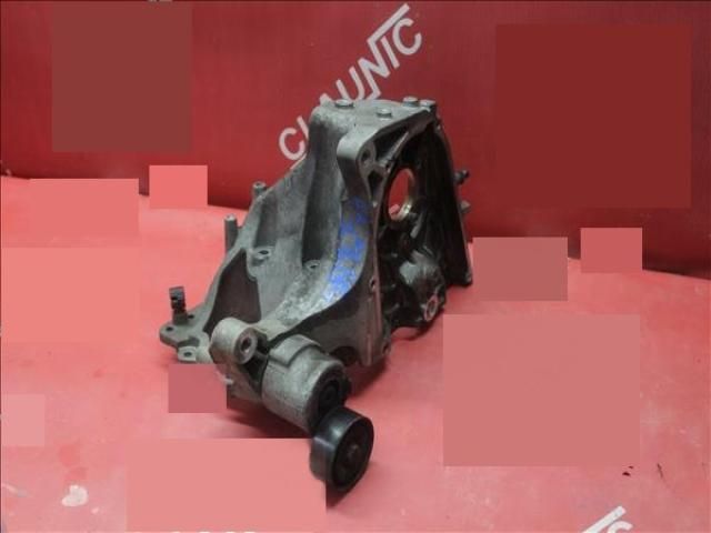 bontott ALFA ROMEO GIULIETTA Generátor Tartó Bak