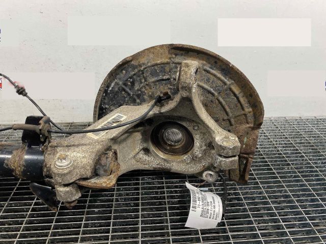 bontott ALFA ROMEO GIULIETTA Jobb első Csonkállvány