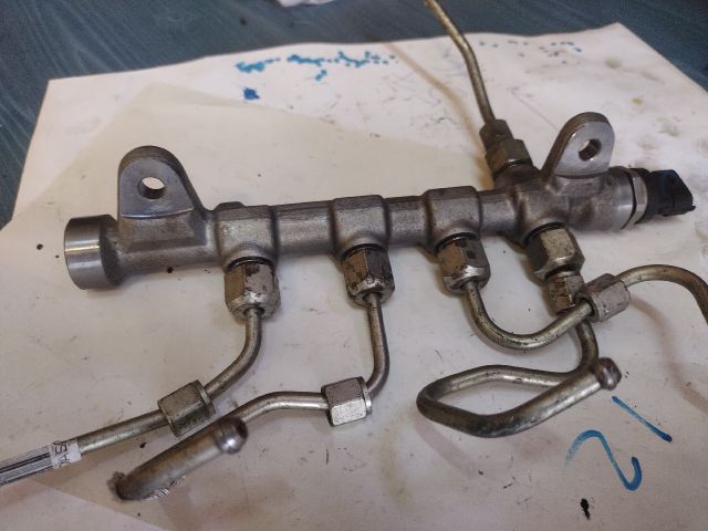 bontott ALFA ROMEO GIULIETTA Közösnyomócső