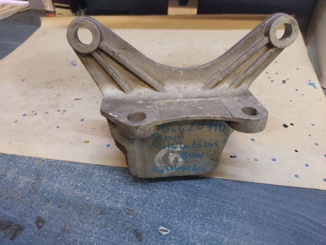 bontott ALFA ROMEO GIULIETTA Motor Tartó Bak Bal