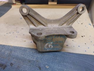 bontott ALFA ROMEO GIULIETTA Motor Tartó Bak Bal