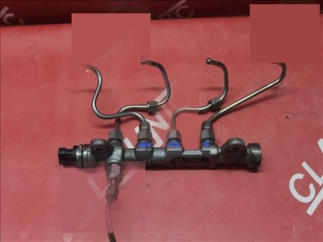 bontott ALFA ROMEO GIULIETTA Porlasztó Sor / Híd