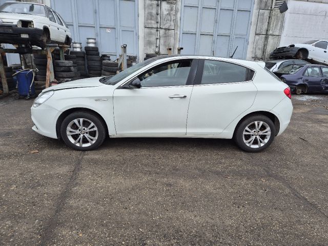 bontott ALFA ROMEO GIULIETTA Váltó (Mechanikus)