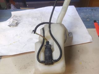 bontott ALFA ROMEO GIULIETTA Ablakmosó Tartály