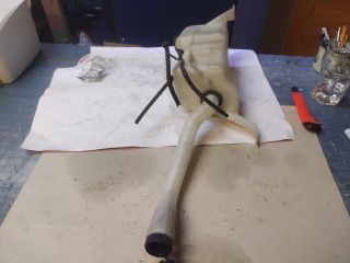 bontott ALFA ROMEO GIULIETTA Ablakmosó Tartály