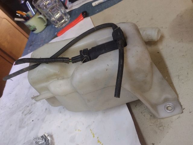 bontott ALFA ROMEO GIULIETTA Ablakmosó Tartály