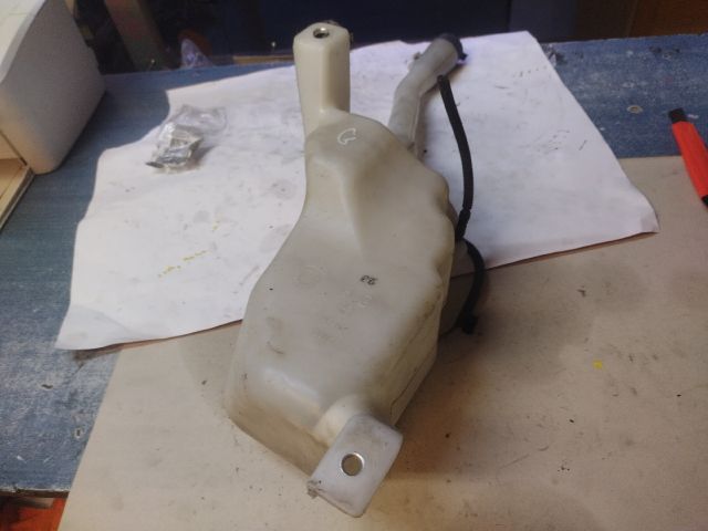 bontott ALFA ROMEO GIULIETTA Ablakmosó Tartály