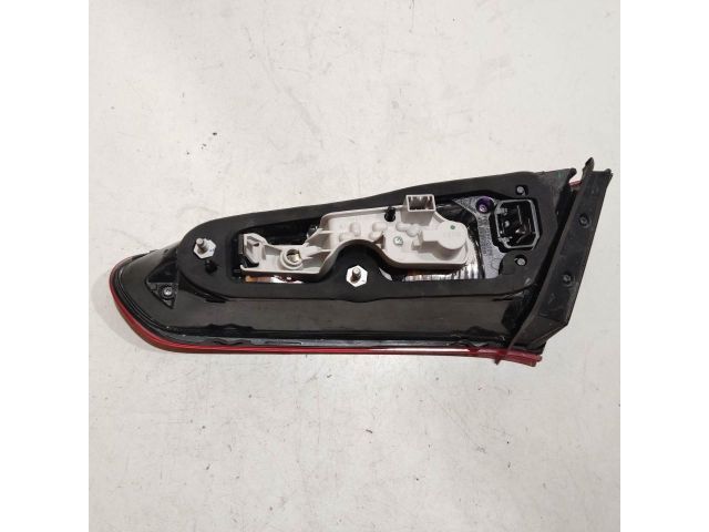 bontott ALFA ROMEO GIULIETTA Bal Belső Hátsó Lámpa