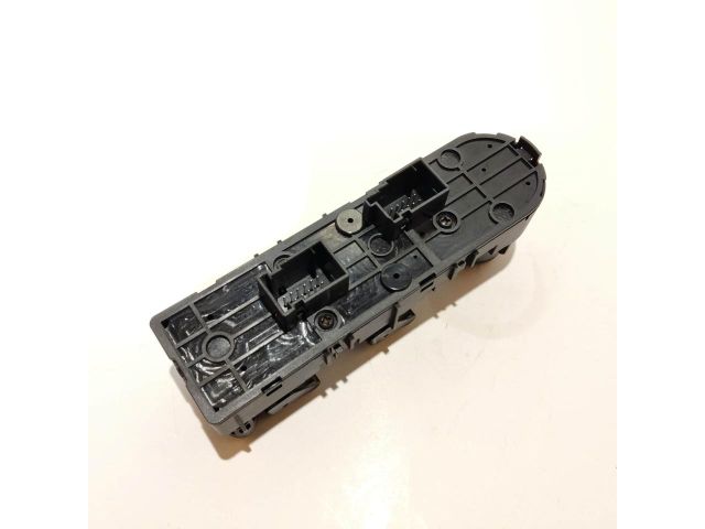 bontott ALFA ROMEO GIULIETTA Bal első Ablakemelő Kapcsoló