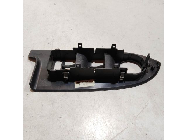 bontott ALFA ROMEO GIULIETTA Bal első Ablakemelő Kapcsoló