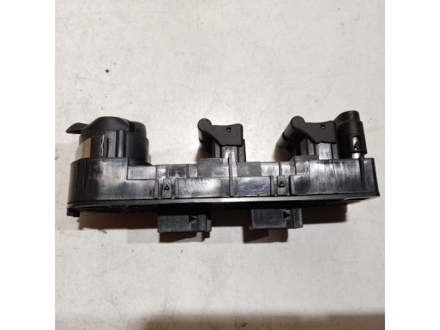 bontott ALFA ROMEO GIULIETTA Bal első Ablakemelő Kapcsoló