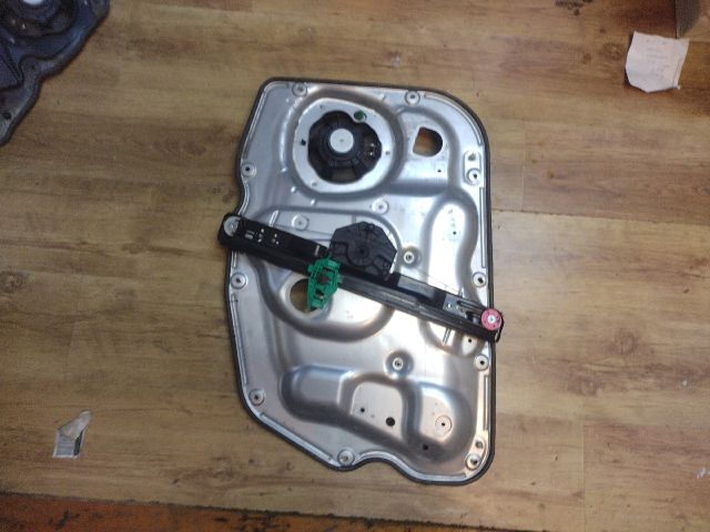 bontott ALFA ROMEO GIULIETTA Bal első Ablakemelő Szerkezet (Elektromos)