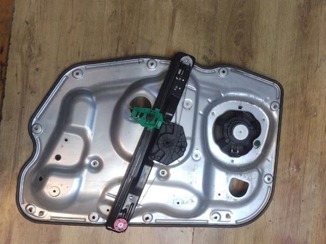 bontott ALFA ROMEO GIULIETTA Bal első Ablakemelő Szerkezet (Elektromos)