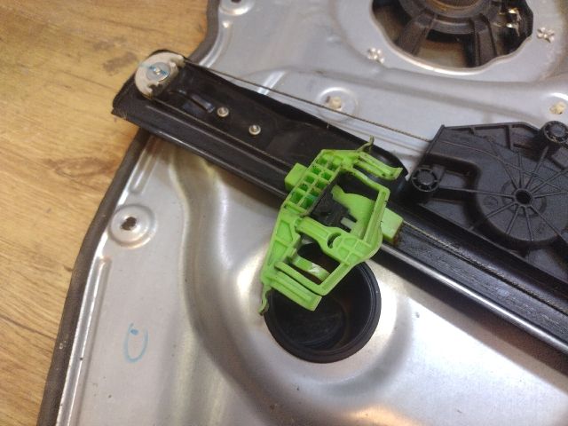 bontott ALFA ROMEO GIULIETTA Bal első Ablakemelő Szerkezet (Elektromos)