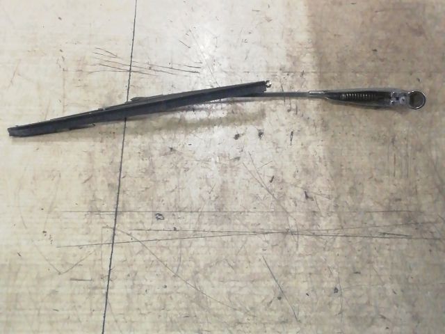 bontott ALFA ROMEO GIULIETTA Bal első Ablaktörlő Kar