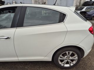 bontott ALFA ROMEO GIULIETTA Bal első Ajtó (Részeivel)