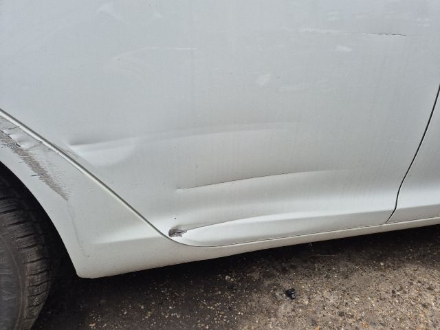 bontott ALFA ROMEO GIULIETTA Bal első Ajtó (Részeivel)