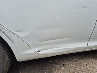 bontott ALFA ROMEO GIULIETTA Bal első Ajtó (Részeivel)