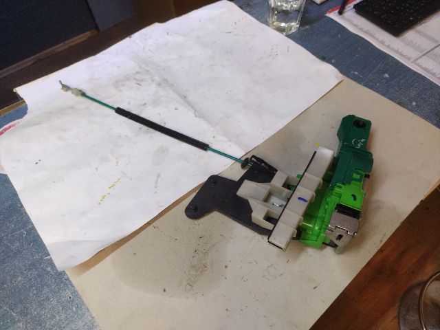 bontott ALFA ROMEO GIULIETTA Bal első Ajtózár