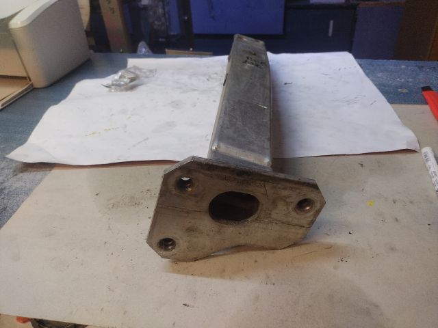 bontott ALFA ROMEO GIULIETTA Bal első Hossznyúlvány